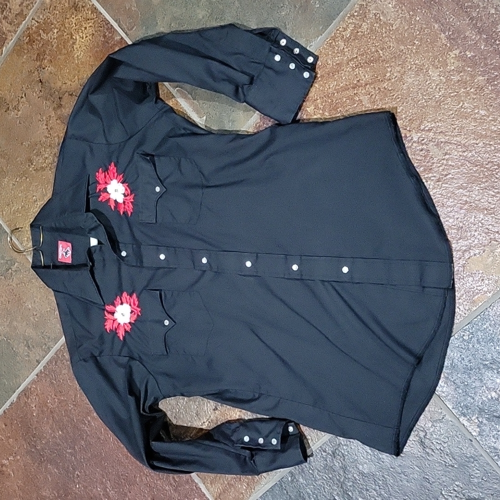 Vintage Chute #1 Floral Embroidered Western Pearl Snap